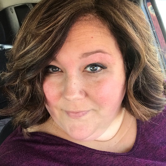 Meet your Posher, Lindsey - Picture 4 of 6